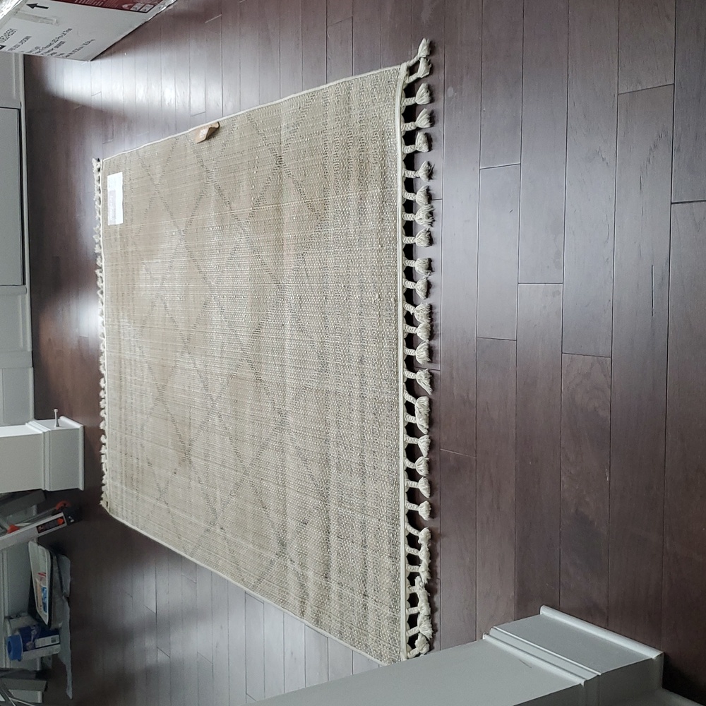 Cosmopolitan  Mason Shag Rug - Picture 10 of 11